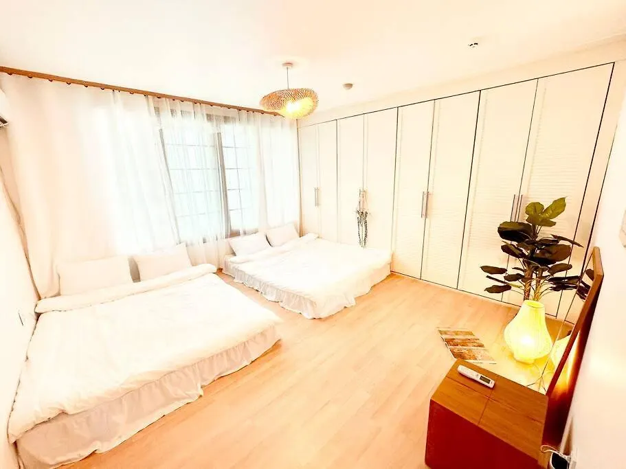 Penthouse Gwangan Located Main Enterance Of The Beach! Free Parking & Bbq With Amazing Patio! Ciudad Metropolitana de Ciudad Metropolitana de Busan 0*,
